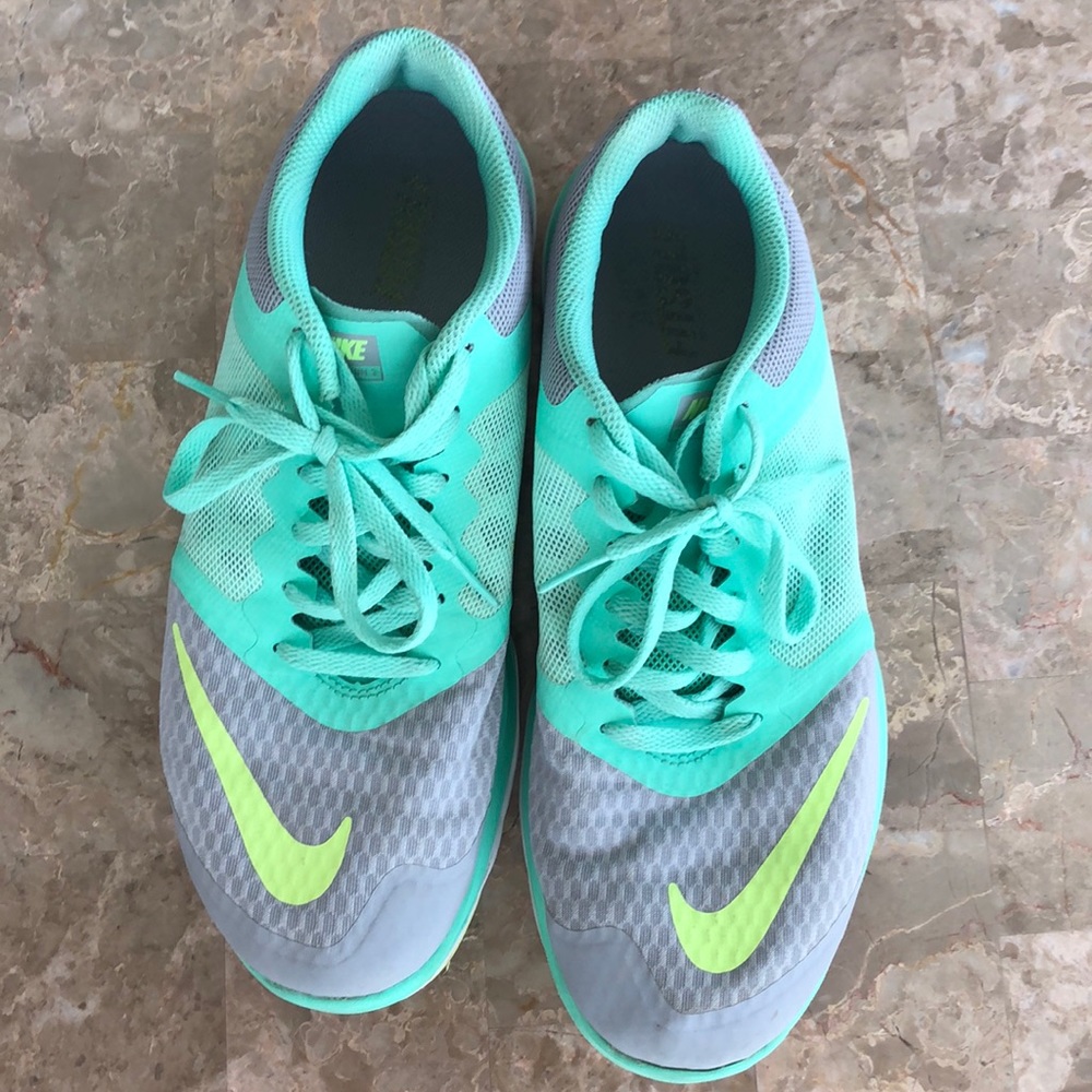 Nike Mint Green & Yellow Running Shoes Gem
